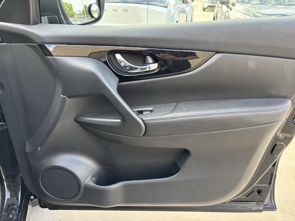 used 2022 Nissan Rogue Sport car, priced at $22,387