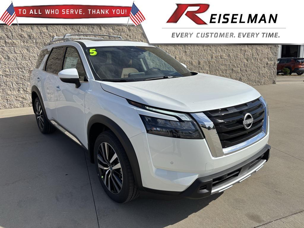 new 2025 Nissan Pathfinder car, priced at $51,298