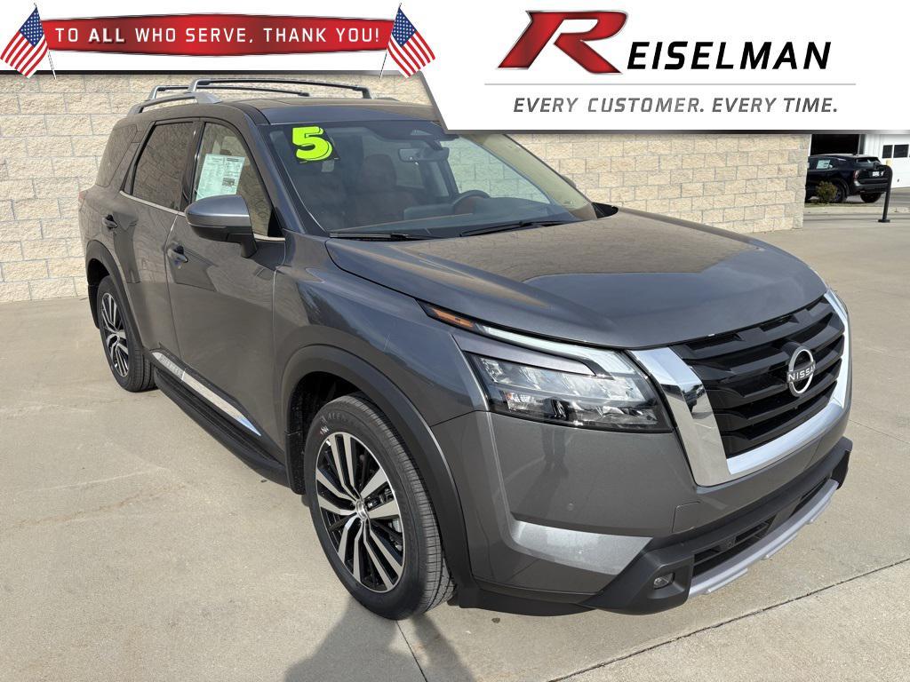 new 2025 Nissan Pathfinder car, priced at $45,959