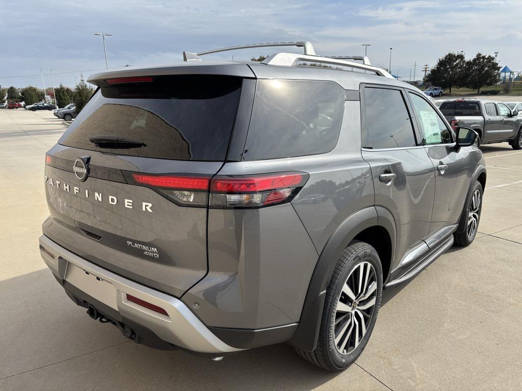 new 2025 Nissan Pathfinder car, priced at $45,959