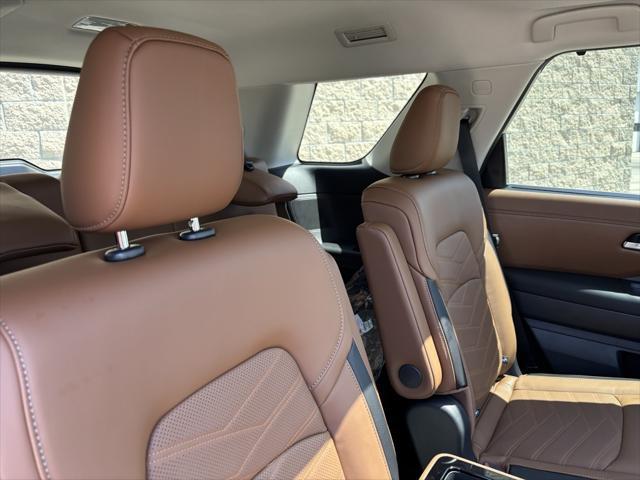 new 2025 Nissan Pathfinder car, priced at $51,402