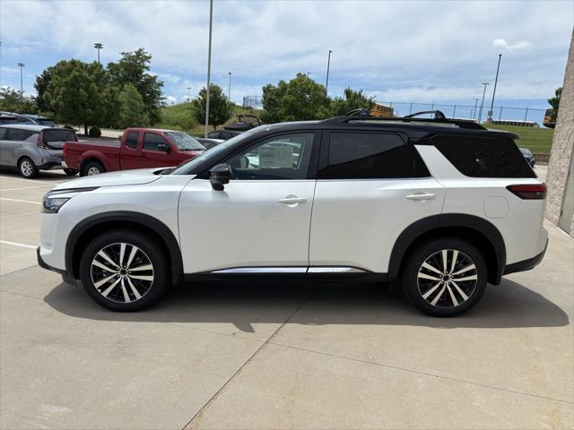 new 2025 Nissan Pathfinder car, priced at $51,052