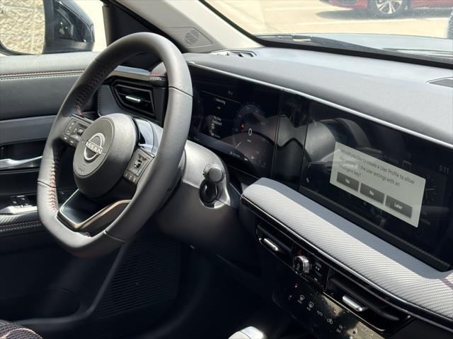 new 2025 Nissan Kicks car, priced at $27,484