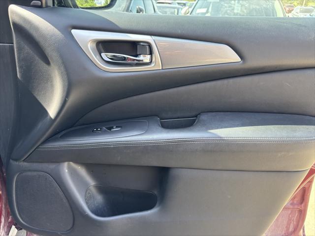 used 2020 Nissan Pathfinder car, priced at $19,952