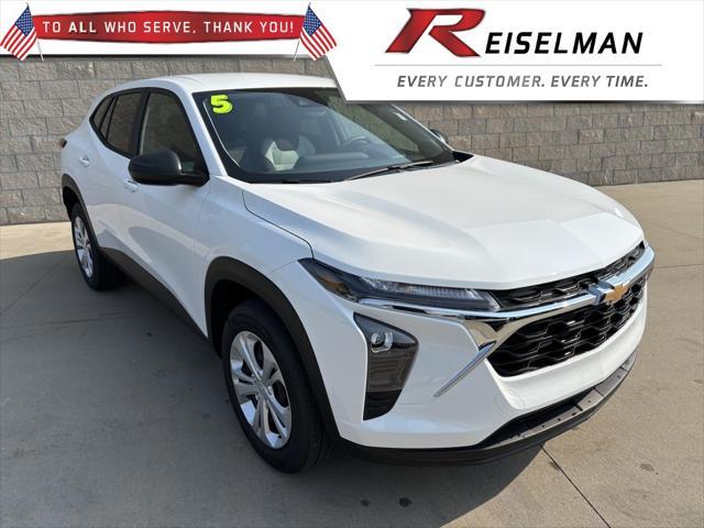 used 2025 Chevrolet Trax car, priced at $21,113