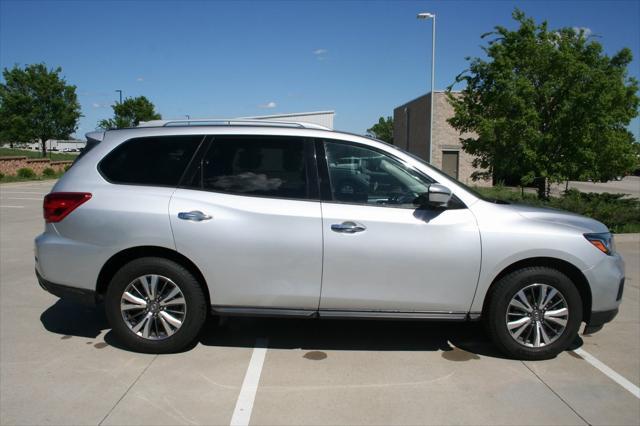 used 2019 Nissan Pathfinder car, priced at $19,749