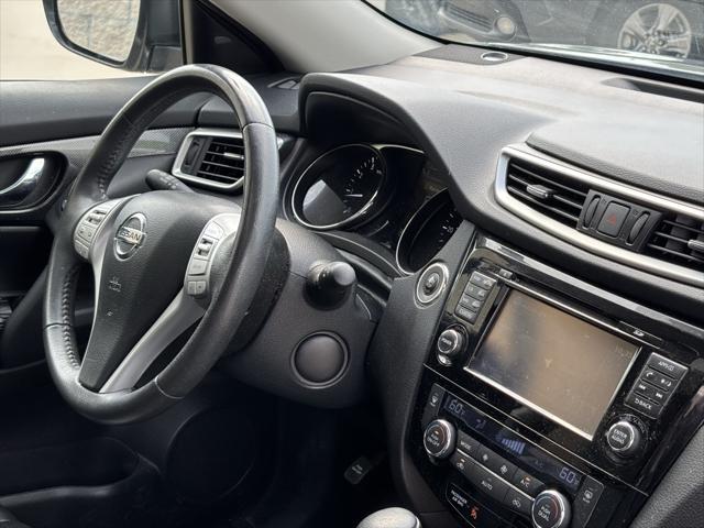used 2016 Nissan Rogue car, priced at $16,778
