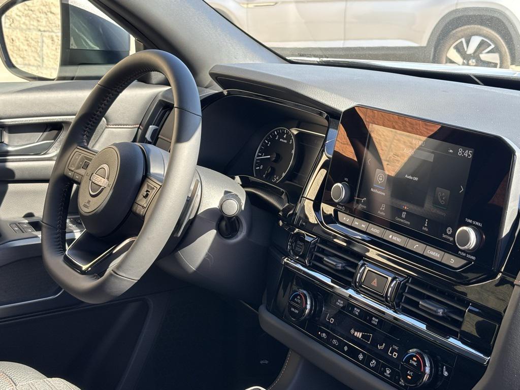 new 2025 Nissan Pathfinder car, priced at $36,398