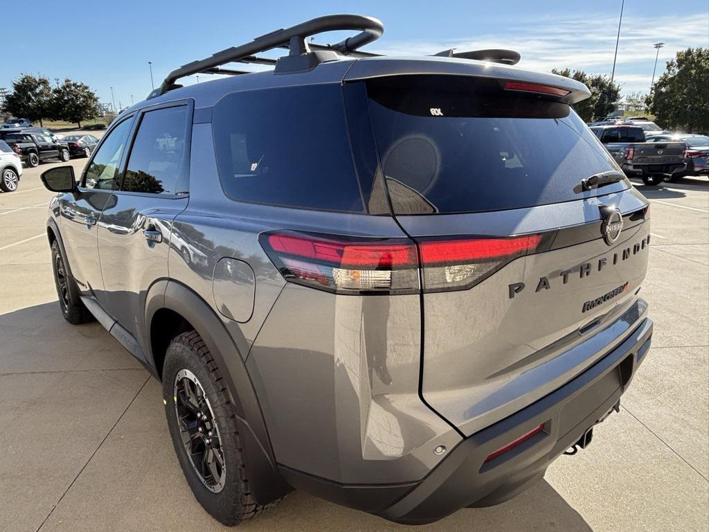 new 2025 Nissan Pathfinder car, priced at $36,398