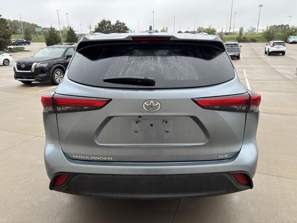 used 2020 Toyota Highlander car, priced at $26,980