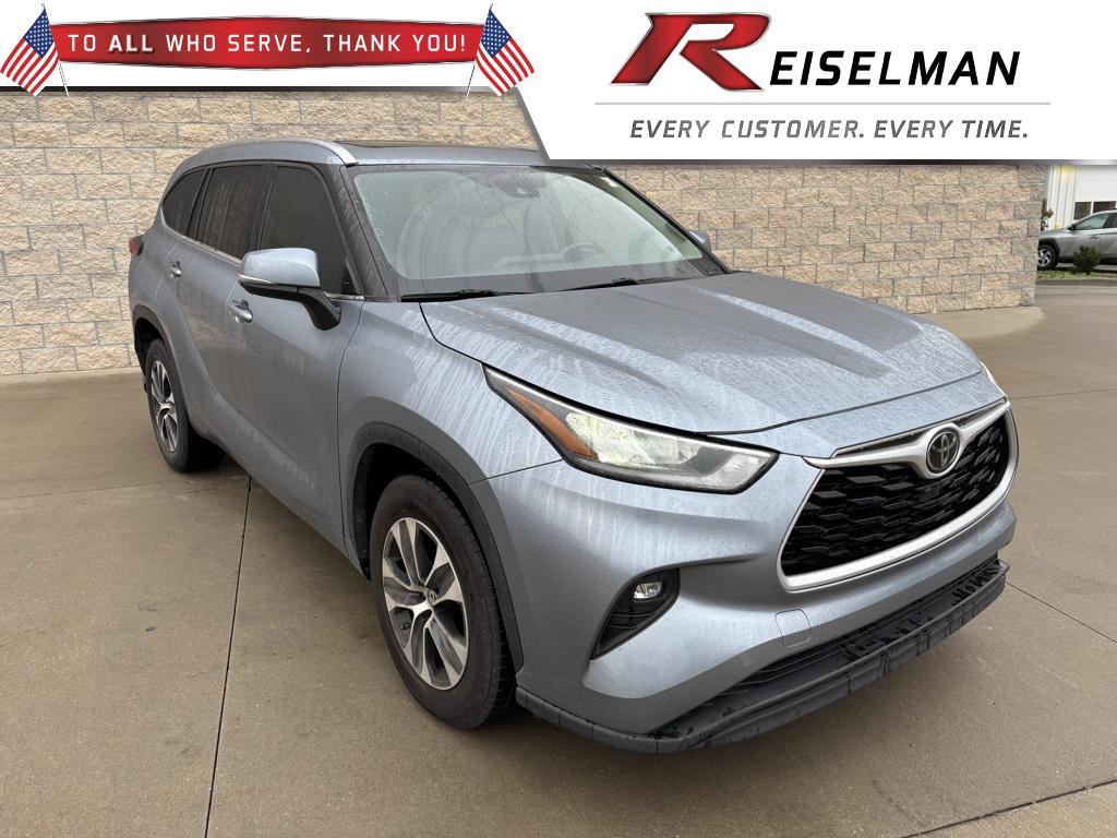 used 2020 Toyota Highlander car, priced at $27,593