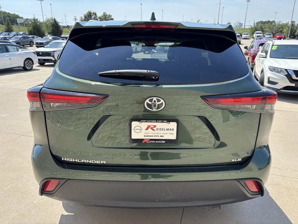 used 2024 Toyota Highlander car, priced at $38,358