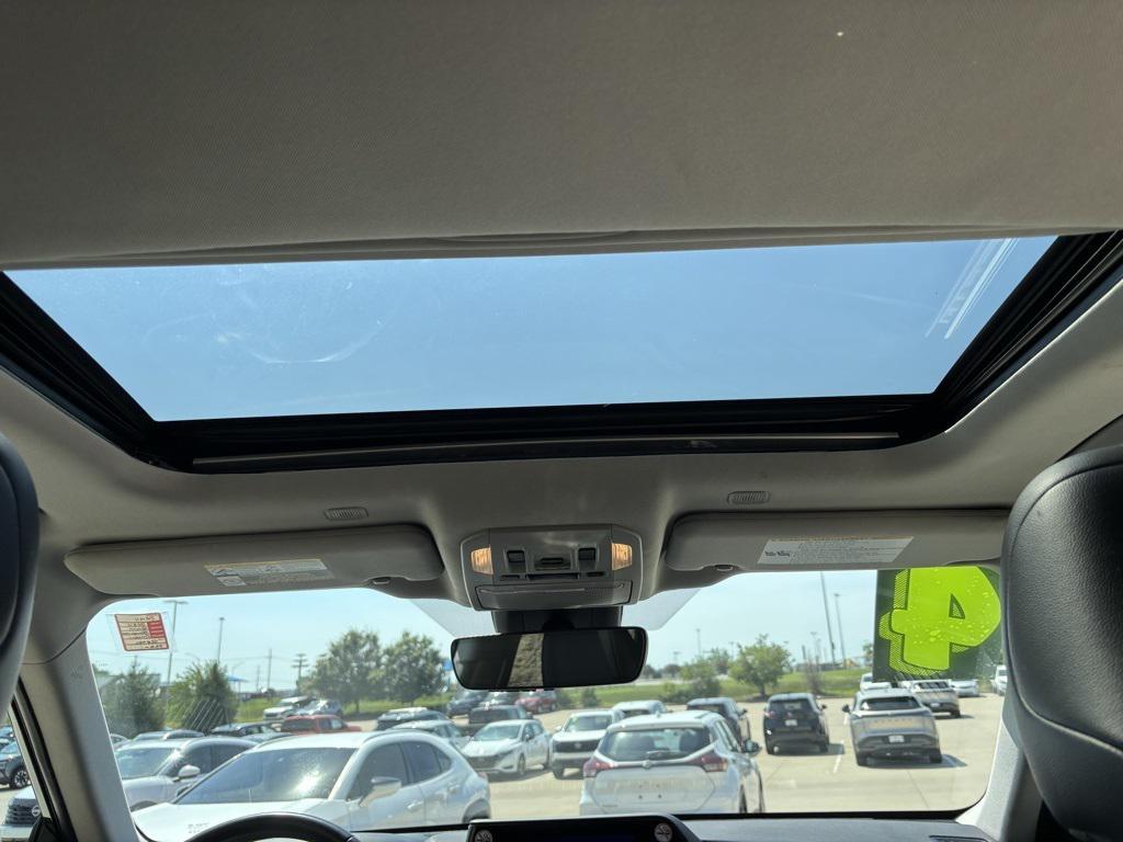 used 2024 Toyota Highlander car, priced at $38,358