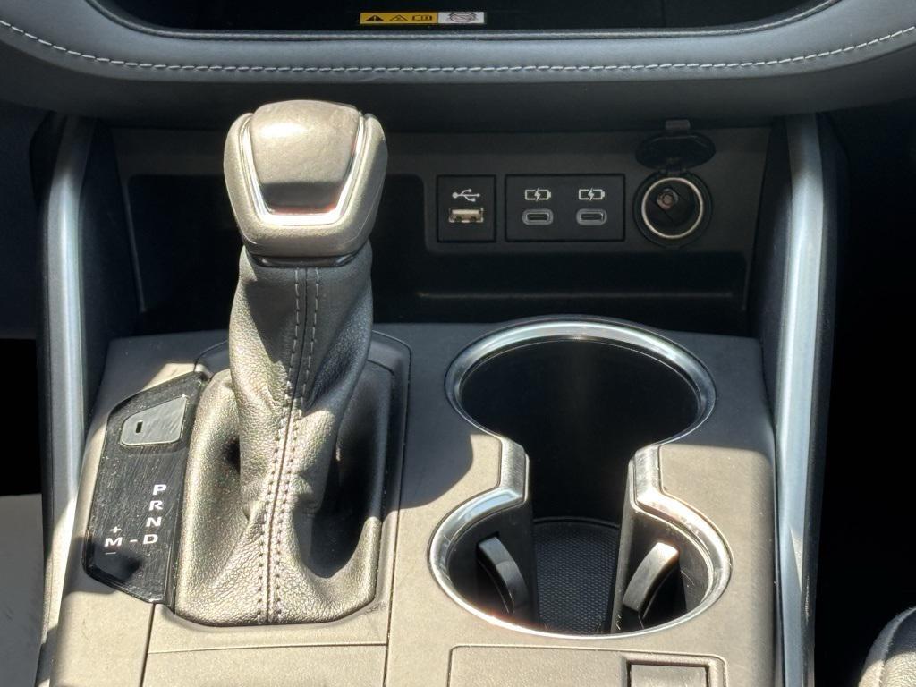 used 2024 Toyota Highlander car, priced at $38,358