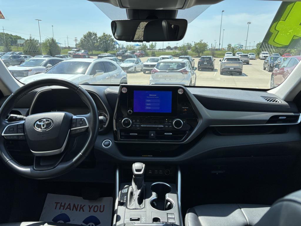 used 2024 Toyota Highlander car, priced at $38,358