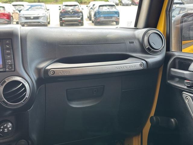 used 2015 Jeep Wrangler Unlimited car, priced at $17,038