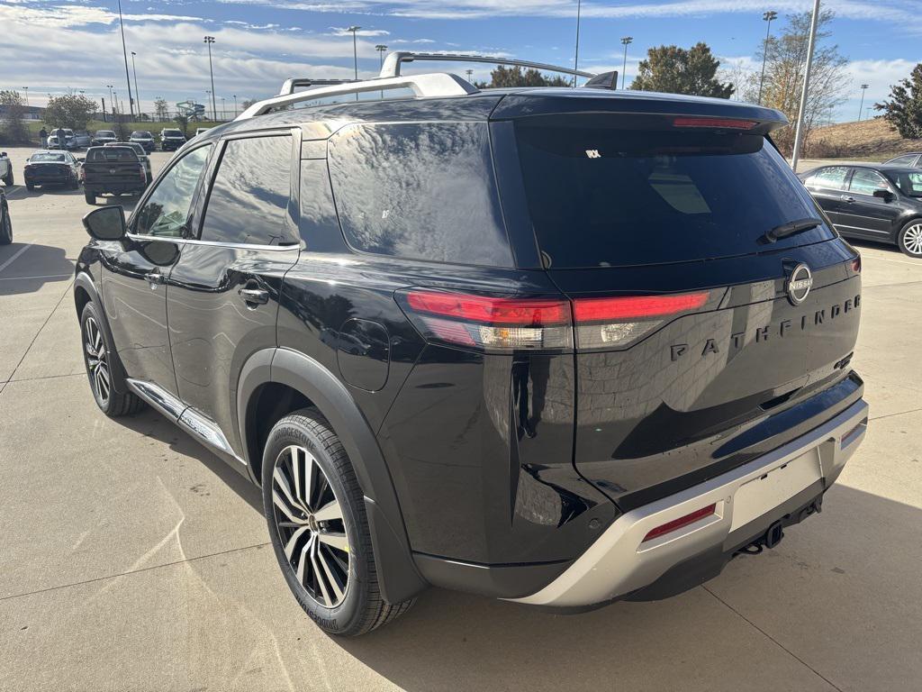 new 2025 Nissan Pathfinder car, priced at $45,514
