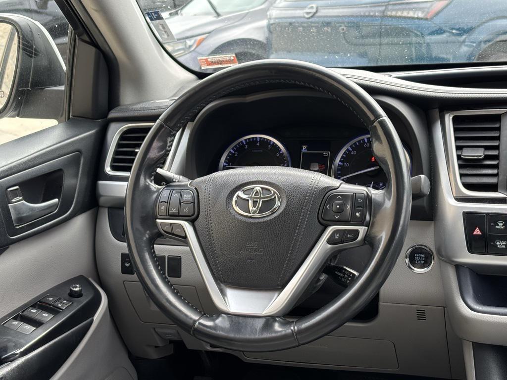 used 2019 Toyota Highlander car, priced at $12,900