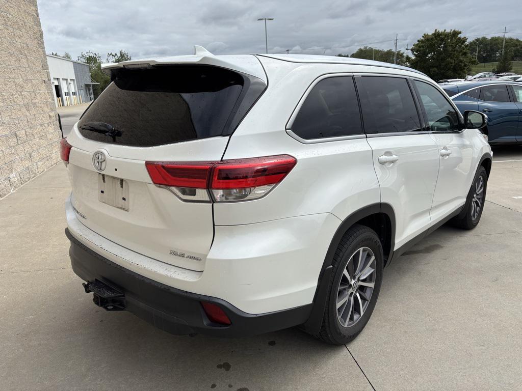 used 2019 Toyota Highlander car, priced at $12,900