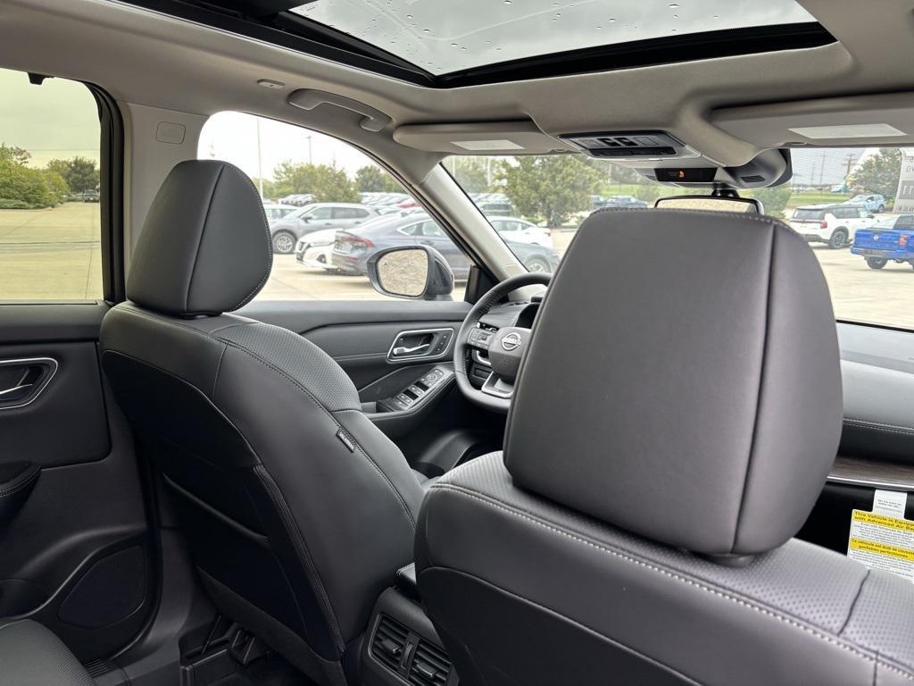 new 2026 Nissan Rogue car, priced at $38,720