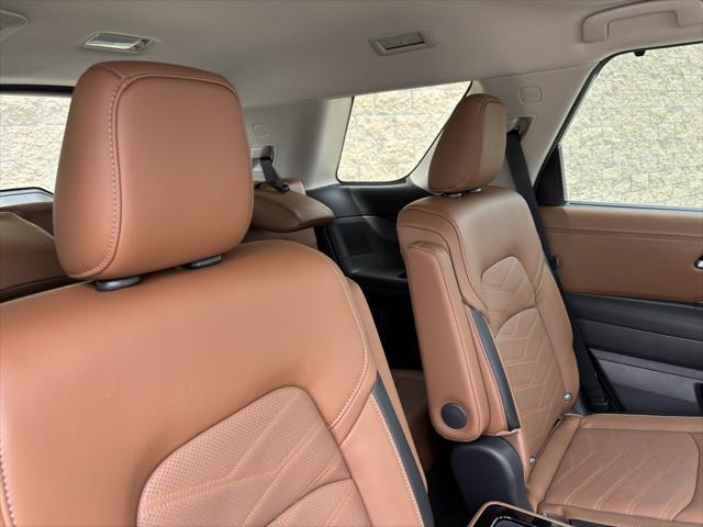 new 2025 Nissan Pathfinder car, priced at $51,693