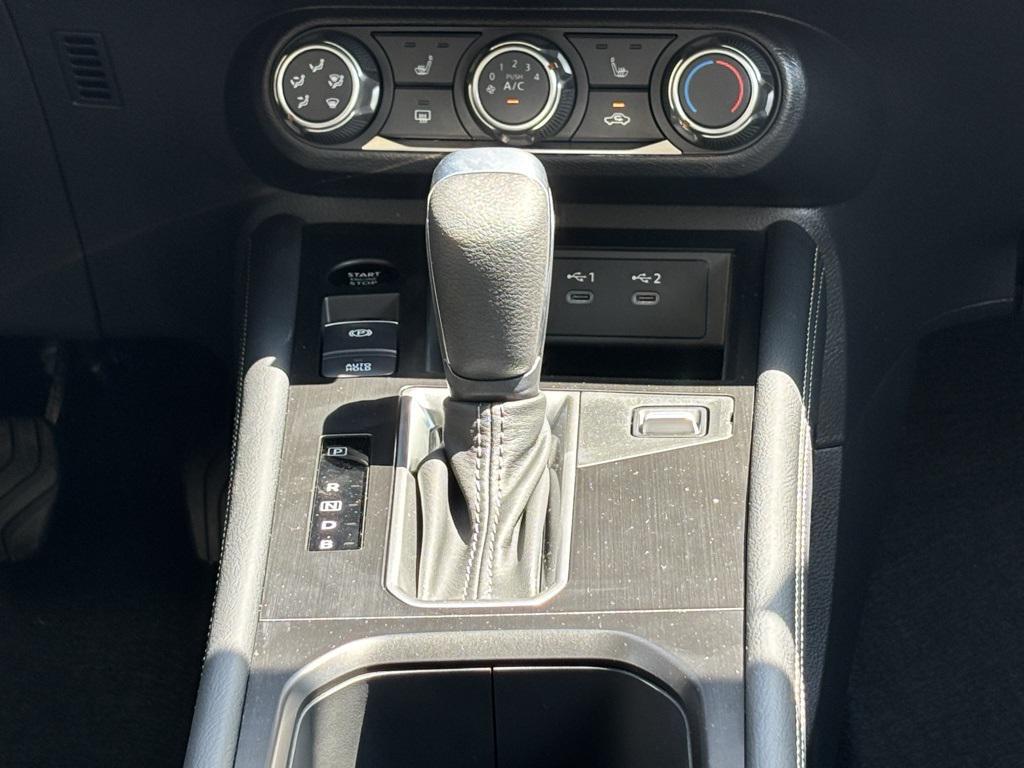 new 2025 Nissan Kicks car, priced at $25,945