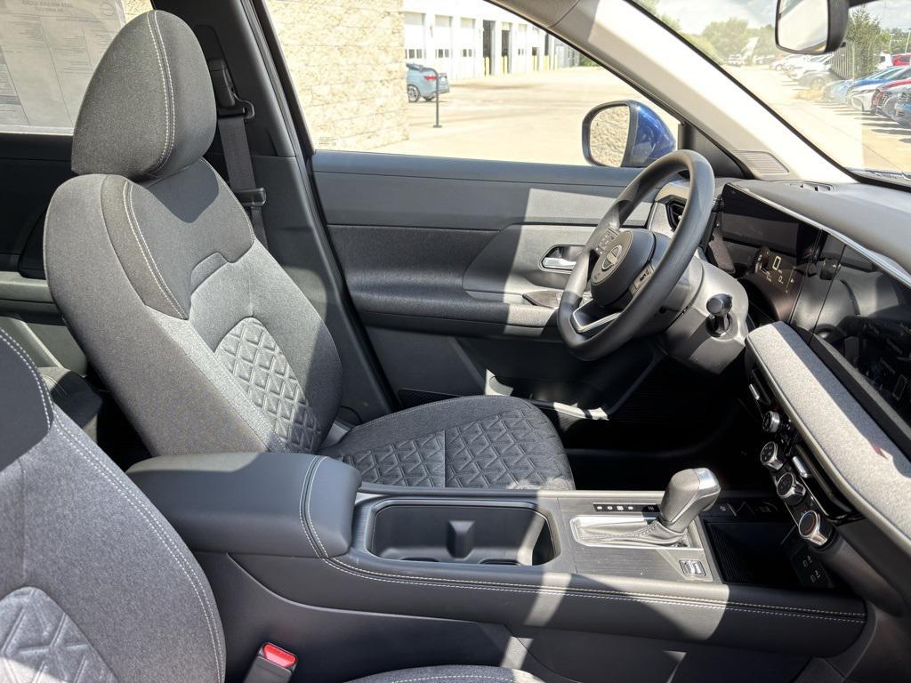 new 2025 Nissan Kicks car, priced at $25,945