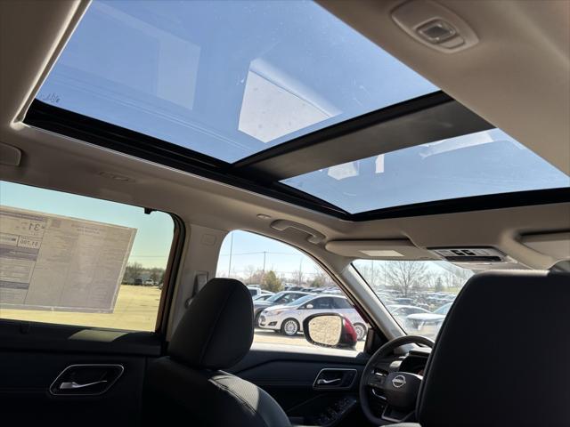 new 2025 Nissan Rogue car, priced at $44,916
