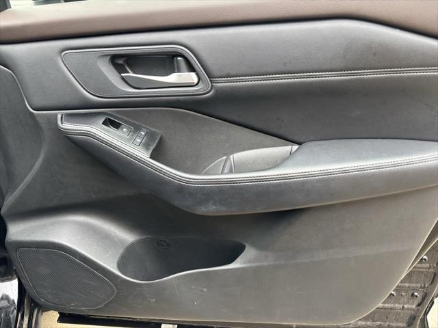 used 2023 Nissan Rogue car, priced at $22,997