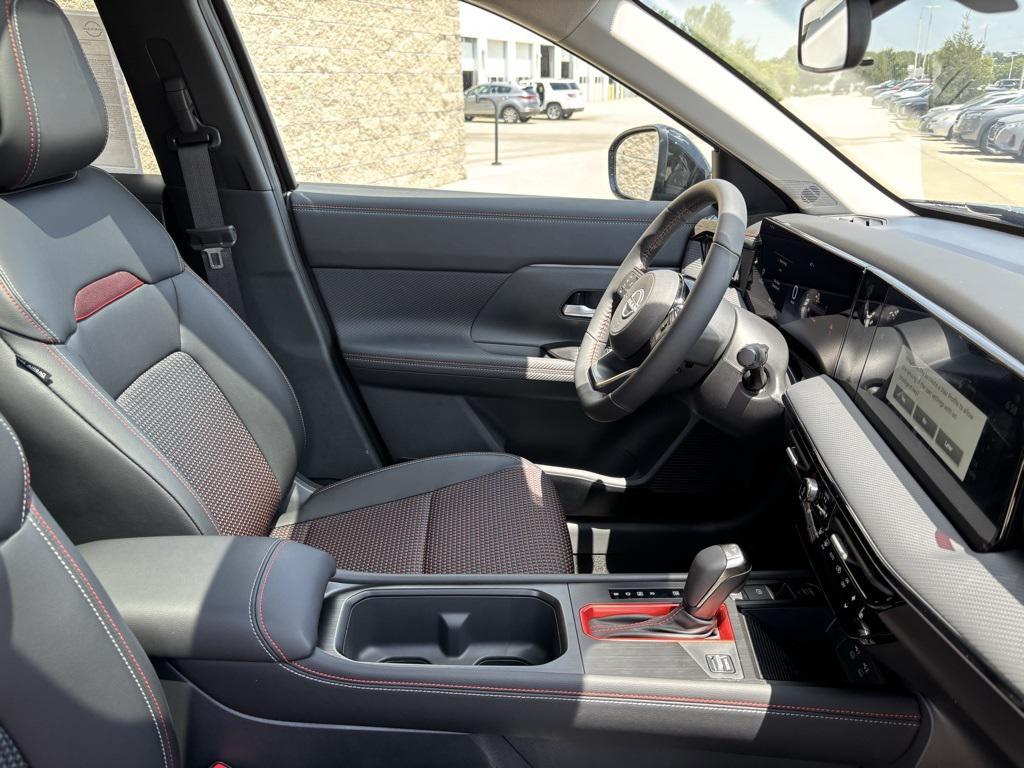 new 2025 Nissan Kicks car, priced at $29,745