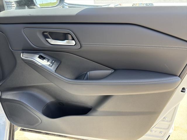new 2025 Nissan Rogue car, priced at $32,603