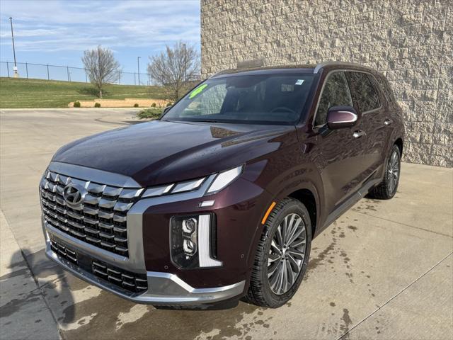 used 2024 Hyundai Palisade car, priced at $38,421