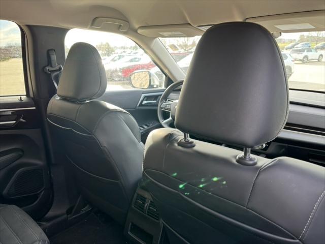 used 2024 Mitsubishi Outlander car, priced at $23,500