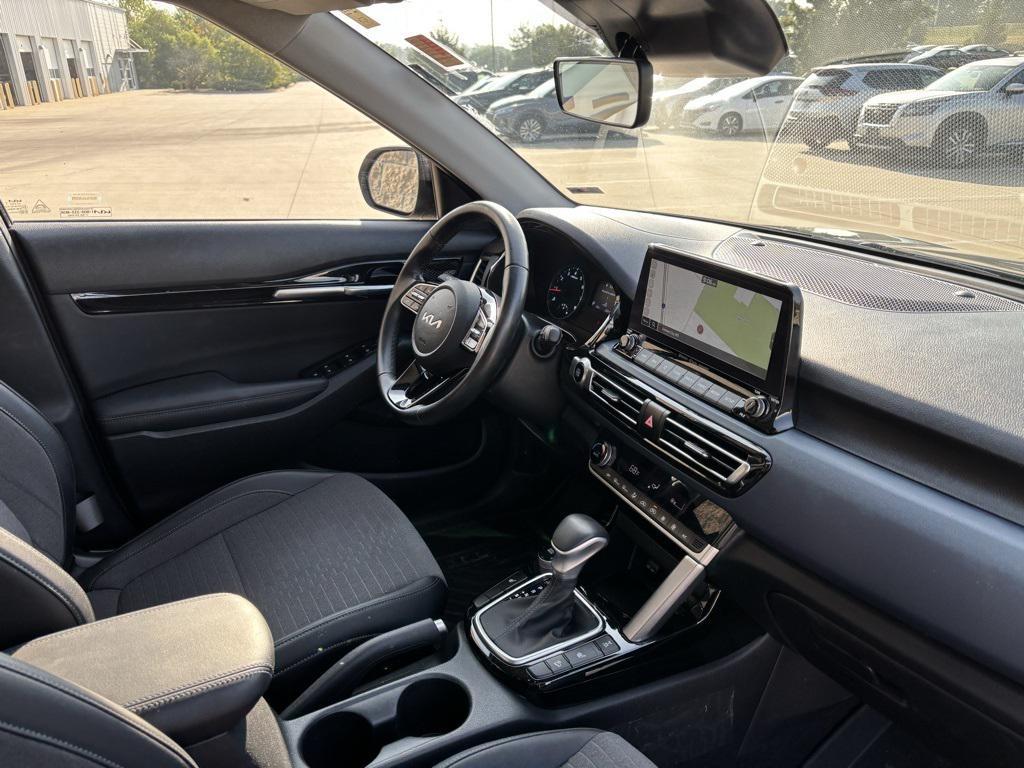 used 2023 Kia Seltos car, priced at $21,907