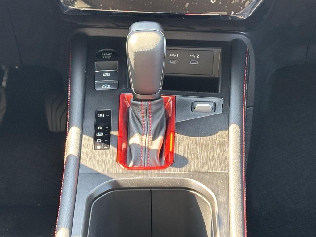 new 2025 Nissan Kicks car, priced at $26,565