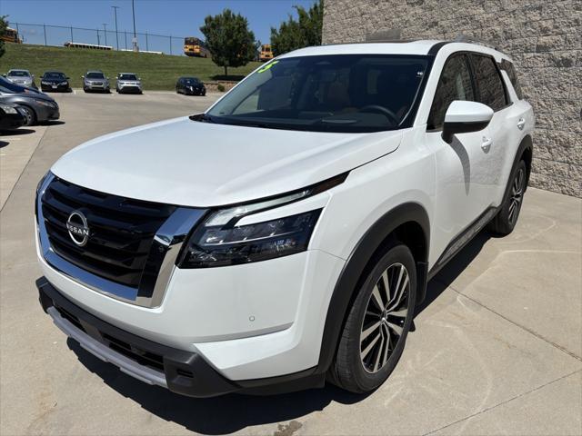 new 2025 Nissan Pathfinder car, priced at $49,932