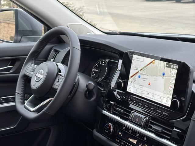new 2025 Nissan Pathfinder car, priced at $45,899