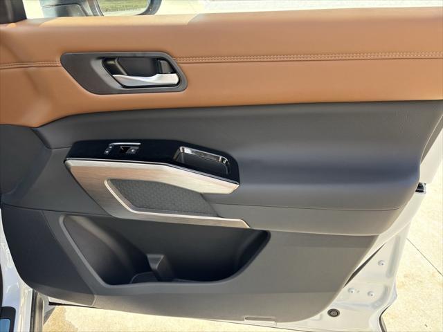 new 2025 Nissan Pathfinder car, priced at $53,205