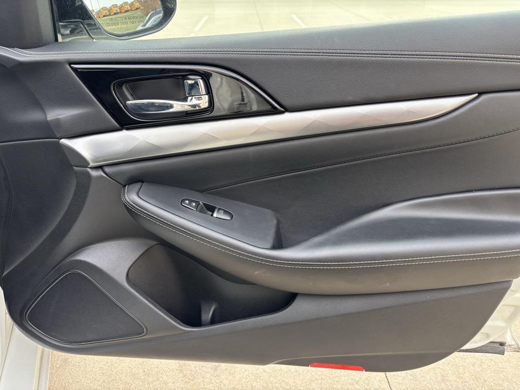 used 2023 Nissan Maxima car, priced at $22,927