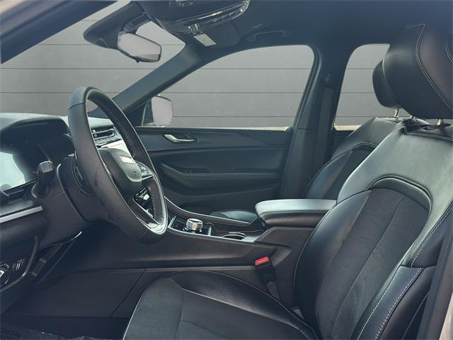 used 2024 Jeep Grand Cherokee L car, priced at $33,636