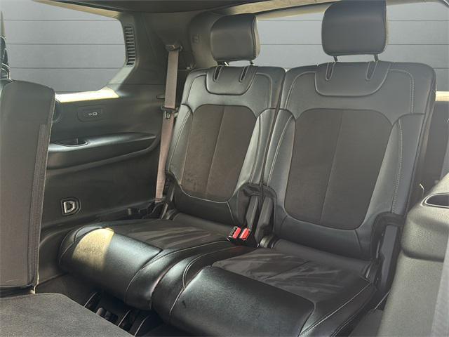 used 2024 Jeep Grand Cherokee L car, priced at $33,636
