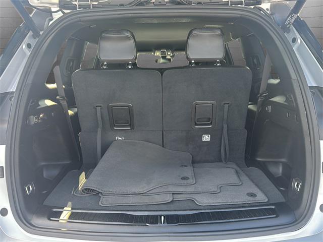 used 2024 Jeep Grand Cherokee L car, priced at $33,636