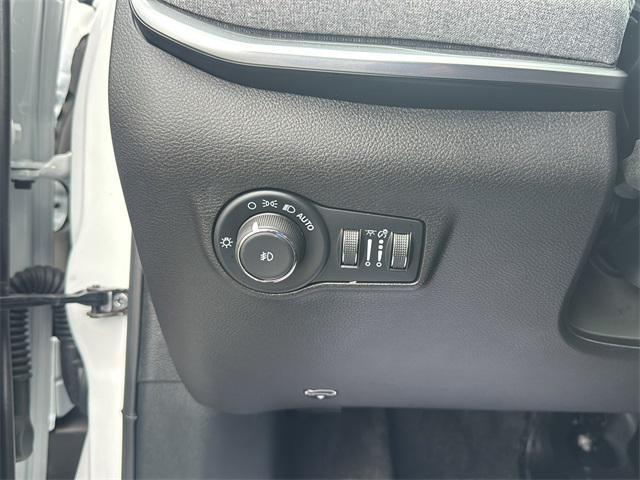 used 2025 Jeep Compass car, priced at $26,881
