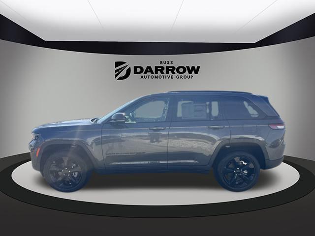 new 2025 Jeep Grand Cherokee car, priced at $40,000