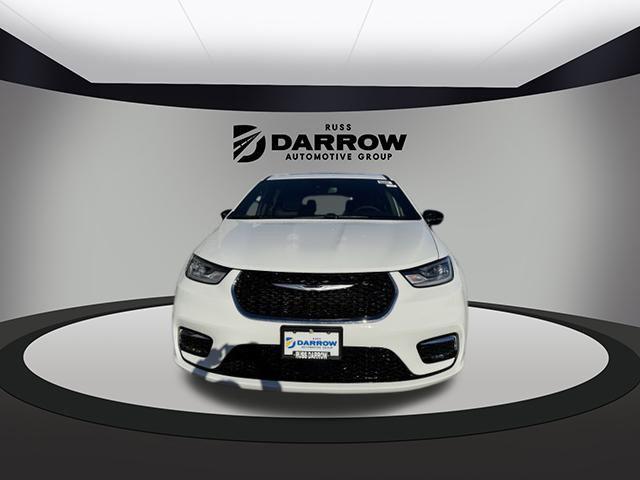 new 2025 Chrysler Pacifica car, priced at $42,050