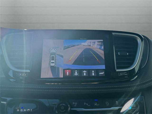 new 2025 Chrysler Pacifica car, priced at $44,291