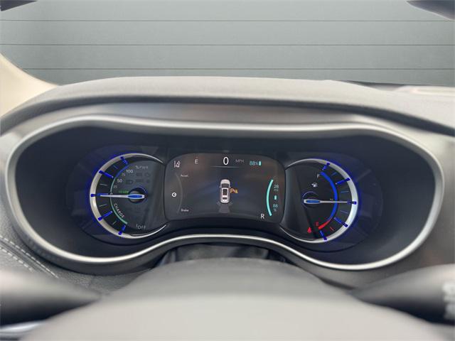 used 2023 Chrysler Pacifica Hybrid car, priced at $24,999
