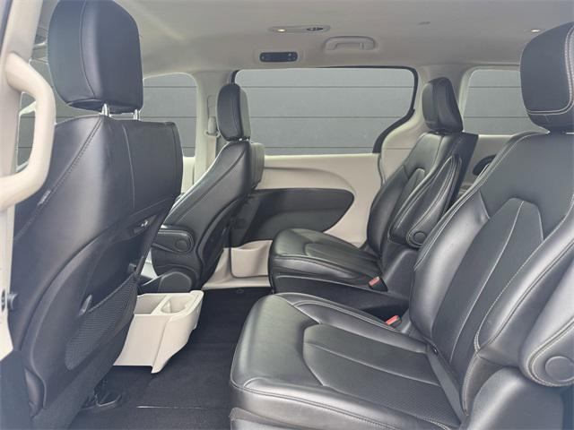 used 2023 Chrysler Pacifica Hybrid car, priced at $24,999