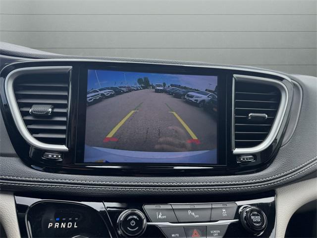 used 2023 Chrysler Pacifica Hybrid car, priced at $24,999