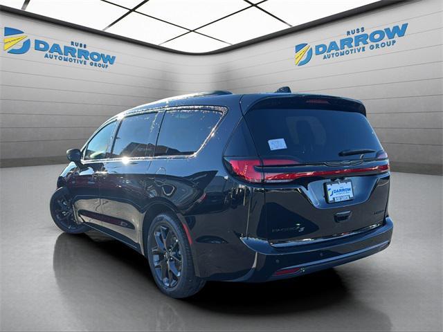 new 2026 Chrysler Pacifica car, priced at $54,090